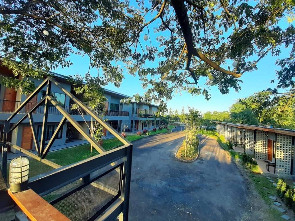 Baankampu Resort Pak Chong エクステリア 写真